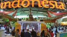 Booth Kementerian Pariwisata Berbentuk Kapal Pinisi (Foto: celebesnews.id)