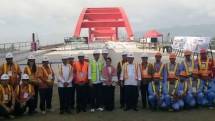 Presiden Jokowi resmikan jembatan Holtekamp Jayapura (Foto Seetkab)