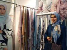 Scarf Hijab InnekeMarini Hadir Warnai Muslim Fashion 2018