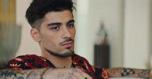 Zayn Malik dalam video klip Let Me. (Source: YouTube)