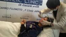 Crystal Aesthectic Clinic kini telah hadir treatment kecantikan yang tidak membutuhkan waktu yang lama. Yaitu melalui metode terkini Clear +Briliant perawatan skin tightening (pengencangan kulit) dengan sistem laser. 