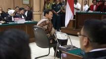 Basuki Tjahaja Purnama (Ahok) Saat Sidang (AFP/Getty Images)