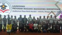 Menteri BUMN ,Rini M. Soemarno dalam acara Launching Program Magang Mahasiswa Bersertifikat yang bertepatan dengan peringatan Hari Kebangkitan Nasional 2018 di Plaza Mandiri, Jakarta Selatan pada Minggu (20/5/2018). (Foto: Fadli INDUSTRY.co.id)