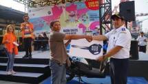 Direktorat Jenderal Perhubungan Laut melepas kapal perdana mudik gratis sepeda motor dengan kapal laut Pelabuhan Tanjung Priok, Jakarta, Sabtu (9/6/2018)
