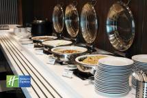 Buffet di Holiday Inn Express