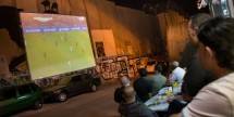Ilustrasi Nobar (Nonton Bareng) pertandingan sepak bola 