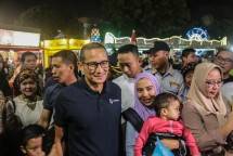 Kunjungan Wagub DKI Jakarta, Sandiaga Uno di Jakarta Fair 2018. (Dok Industry.co.id)