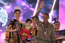 Pemenang Miss Jakarta Fair 2018 bersama Wagub DKI Jakarta, Sandiaga Uno (Dok Industry.co.id)