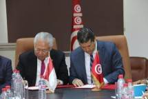 Menteri Perdagangan RI Enggartiasto Lukita bersama Menteri Perdagangan Tunisia, Omar Beji saat melakukan Penandatanganan MoU Sektor Perdagangan