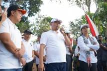 Menteri Rini Bangga PT INKA Terus Mengembangkan Usahanya