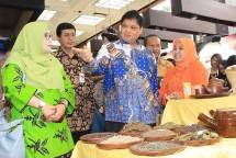 Menperin Dorong Industri Farmasi Manfaatkan Bahan Baku Alam Dalam Negeri