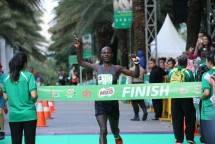 Pelari Kenya David Kibet Raih Juara MILO Jakarta International 10K 2018 (Foto: dok Industry.co.id)