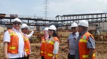 Menteri Perindustrian Airlangga Hartarto Ketika Kunjungan Kerja Meninjau Kawasan Industri Morowali di Sulawesi Tengah
