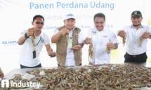 Panen Perdana Tambak Percontohan Perhutanan Sosial Muara Gembong Bekasi