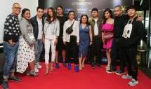 Dhea Ananda (tengah, sepatu biru) bersama para pemakai sepatu IMAC 