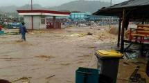  Banjir Bandang Pelabuhanratu Rendam Pemukiman Warga dan Pasar Tradisional