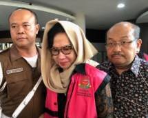 Karen Galaila Agustiawan Mantan Dirut Pertamina (Foto Dok Alinea)