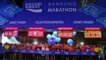 Pelari di titik start Pocari Sweat Bandung West Java Marathon 2018. (Foto: IST)