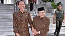 Presiden Joko Widodo bersam Presiden ke-3 Burhanuddin Jusuf Habibie. (Foto: Biro Pers Setpres)