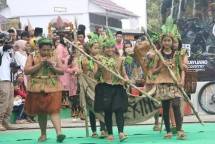 Pakaian Ini Paling Menonjol Dalam Karnaval Festival Kerinci 2018