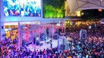 Pentas band di mall. (Foto: IST)