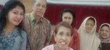 Pengurus Gayatri Foundation bersama Pengurus Persatuan Kaum Ibu Kebayoran.
