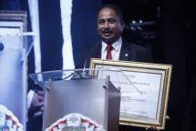 Menteri Pariwisata Arief Yahya saat menerima penghargaan sebagai The Best Marketing Minister Of Tourism Of ASEAN 2018 (Foto: Kemenpar) 
