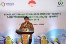 Menteri Perindustrian Airlangga Hartarto saat menyampaikan sambutan pada acara Penganugerahan Industri Hijau (Foto: Kemenperin) 