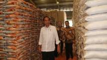 Presiden Jokowi Minta Perum Bulog Jaga Keseimbangan Harga Beras
