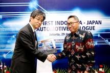 Dirjen ILMATE Kemenperin, Harjanto bersama Deputy Director-General, Manufacturing Industries Bureau, Ministry of Economy, Trade and Industry (METI) Yoji Ueda (Foto: Kemenperin)