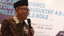 Direktur Utama BNI Syariah, Abdullah Firman Wibowo saat memberikan kuliah umum dengan tema Islamic Finance Towards Industry 4.0 : Millenials Role kepada para mahasiswi Institut Ilmu Al-Qur'an (IIQ) di Aula IIQ, Ciputat (30/01)
