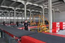  J&T Express memperkenalkan pusat sortir pertama di Indonesia yang memiliki beragam fasilitas terlengkap yang berlokasi di Rawa Bokor, Tangerang.