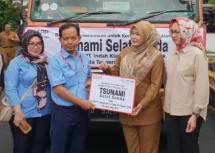 Indah Kiat Tangerang-Pemkot Tangsel Salurkan Bantuan Korban Tsunami Selat Sunda 