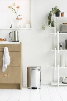 Brabantia NewIcon Green Waste Bin (Foto Dok Industry.co.id)