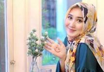 Dian Pelangi perancang busana (Foto Dok Industry.co.id)