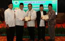 Yayasan Muslim Sinar Mas Terima Buku Khutbah Jumat dari MUI