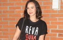 Pamela Bowie Syuting Film Reva Guna-GunaTanpa Sekenario