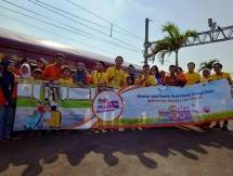 Wings Group Berangkatkan Konsumen Setianya Mudik Gratis dengan Kereta Wisata