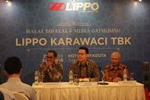 CEO Lippo Karawaci John Riady (Tengah) (Foto Dok Industry.co.id)