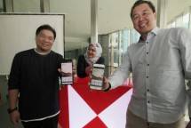 Willy Budiman, Head of Direc Channel dan eBanking HSBC Indonesia dan Steven Suryana, Head of Wealth Management HSBC Indonesia saat diskusi eSBN