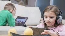 Tantangan Gadget Bagi Anak-anak Generasi Alfa