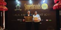 Lebih dari 50 Tahun di Industry Mecin, Sasa Raih Penghargaan Superbrands 2019
