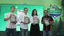 Castrol memperkenalkan produk pelumas yang dibuat khusus untuk Low Cost Green Car (LCGC) melalui pelumas Castrol GTX Ultraclean.(Ist)