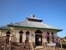 Bank Muamalat Renovasi Masjid dan Bangun Rumah di Sulawesi