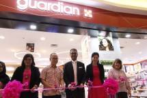 Guardian Gorgeous New di Baywalk Pluit Jakata