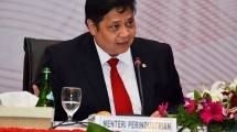 Menteri Perindustrian, Airlangga Hartarto Saat Menghadiri IORA Business Summit di Jakarta (6/3/2017)
