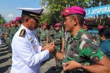 Letkol Marinir Romanimbun Butarbutar Sandang Pangkat Baru