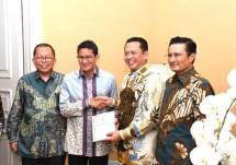 Sandiaga Uno