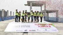 Topping Off Tower B Apartemen Emerald Bintaro