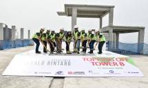 Resmikan Topping Off Tower B Tepat Waktu, Apartemen Emerald Bintaro Yakinkan Millenials Pasti Bisa Beli Hunian Ideal